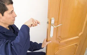 Locksmith Master Shop Louisville, KY 502-378-3642 Locksmith Master Shop Louisville, KY 502-378-3642 - 4-Locksmith-Help